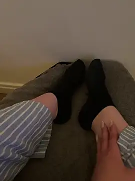 LilouPieds online show from 04.11.26