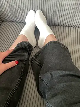 LilouPieds online show from 06.13.26
