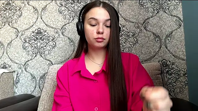 ThedaStrevell online show from 03.23.26