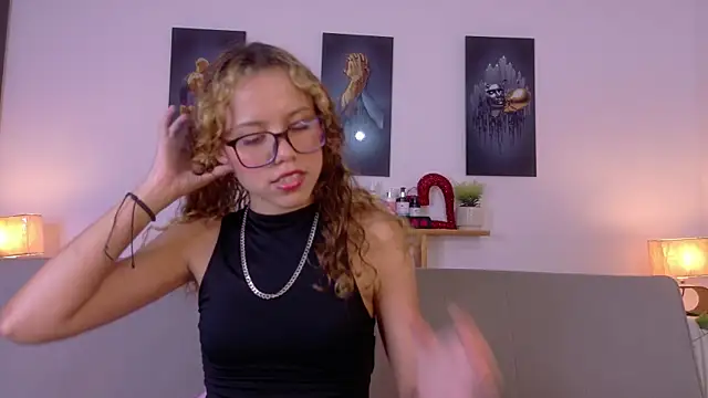 lia valmont 01 online show from 05.03.26