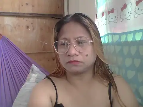 PinayChristine online show from 07.26.26