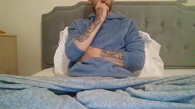 feetlovrr94 online show from 04.25.26