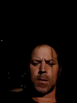 Snapshot of middickstroking chatting on 03.23.26 middickstroking online show from 03.23.26