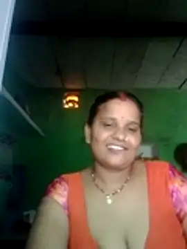 Snapshot of Shivani09900 chatting on 07.22.26 Shivani09900 online show from 07.22.26