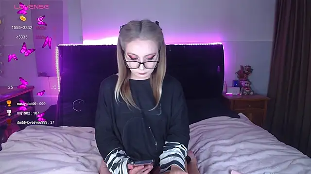 Snapshot of ammyska chatting on 03.24.26 ammyska online show from 03.24.26