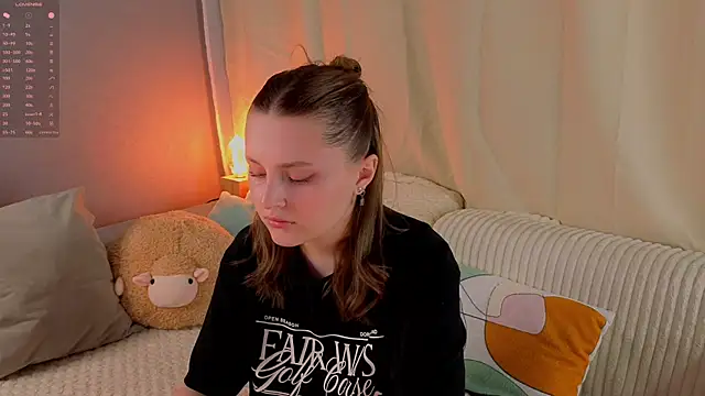 LorriMonz online show from 06.12.26