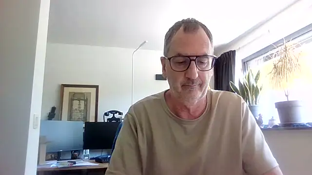 HotLucas66 online show from 06.18.26