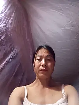 Snapshot of -Numin- chatting on 05.11.26 -Numin- online show from 05.11.26
