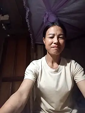 Snapshot of -Numin- chatting on 05.26.26 -Numin- online show from 05.26.26
