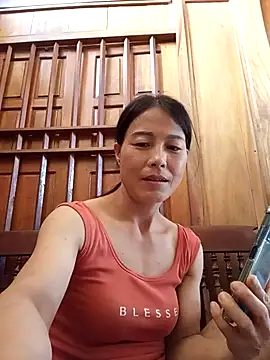 Snapshot of -Numin- chatting on 06.05.26 -Numin- online show from 06.05.26