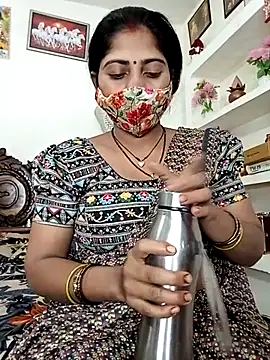 Snapshot of Bad_couples_Delhi0 chatting on 03.23.26 Bad couples Delhi0 online show from 03.23.26