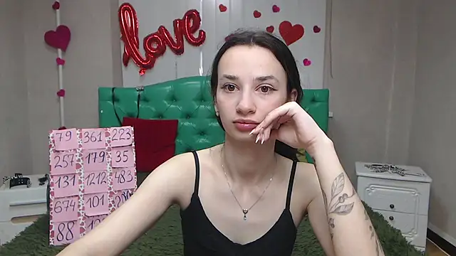 Je55icaBreeze online show from 05.25.26
