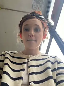 Flora Ray online show from 05.12.26