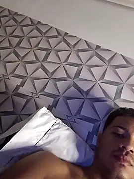 Snapshot of Arthur_Ferraz chatting on 03.25.26 Arthur Ferraz online show from 03.25.26