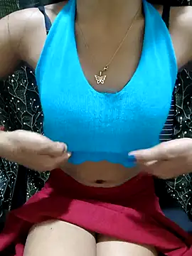 Snapshot of Baby_pari1 chatting on 03.27.26 Baby pari1 online show from 03.27.26