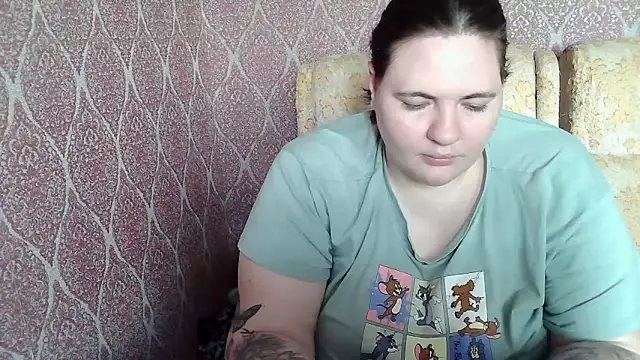 Snapshot of ElviraOreilllyX chatting on 03.25.26 ElviraOreilllyX online show from 03.25.26