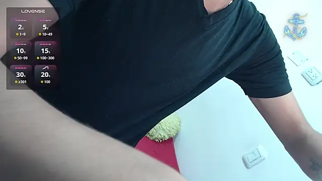 Snapshot of Demian-vall chatting on 03.24.26 Demian-vall online show from 03.24.26