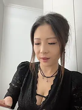 Lola666999 online show from 04.24.26