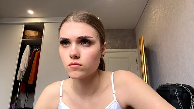 Snapshot of MargarettaWhiteford chatting on 03.24.26 MargarettaWhiteford online show from 03.24.26