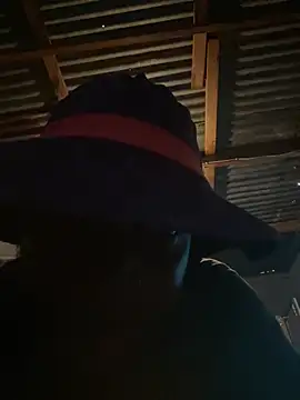 Izinja28 online show from 04.17.26