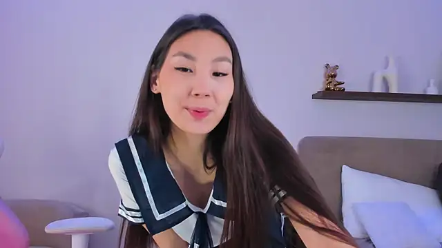 Snapshot of LexieLee chatting on 05.04.26 LexieLee online show from 05.04.26