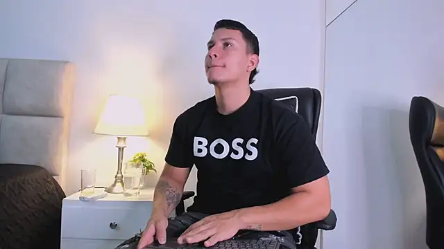 Chriss Diamond online show from 07.15.26