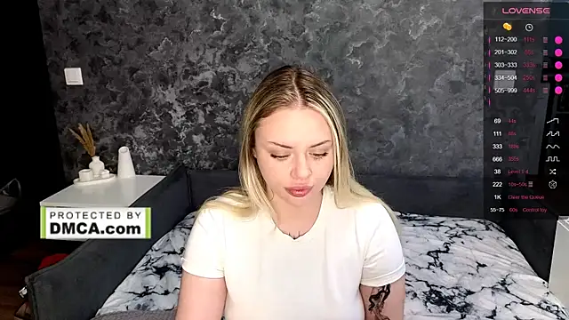 StasyLucke online show from 04.29.26