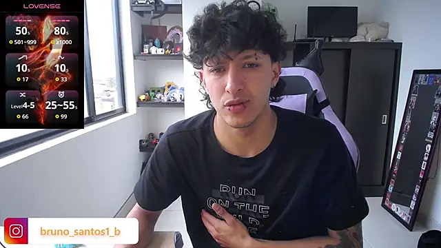 Snapshot of Bruno_santos1 chatting on 04.17.26 Bruno santos1 online show from 04.17.26
