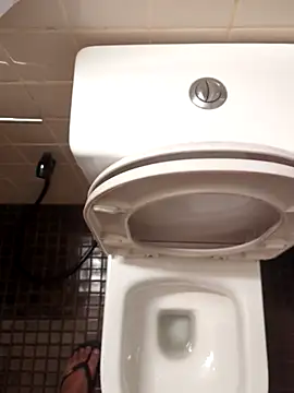 Snapshot of ceylondilf chatting on 03.24.26 ceylondilf online show from 03.24.26