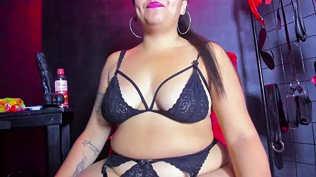 Snapshot of ANTONELLA_BDSM chatting on 03.24.26 ANTONELLA BDSM online show from 03.24.26