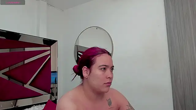 Snapshot of AfroditaVega_ chatting on 06.09.26 AfroditaVega online show from 06.09.26