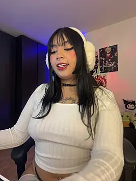 Snapshot of Hinataaa_ chatting on 03.25.26 Hinataaa online show from 03.25.26