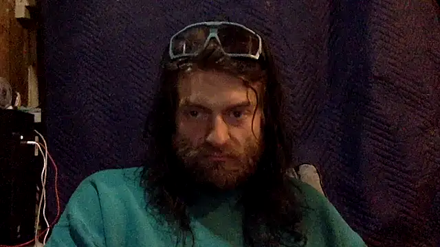 Snapshot of hairyhungnaughtyguy chatting on 03.25.26 hairyhungnaughtyguy online show from 03.25.26