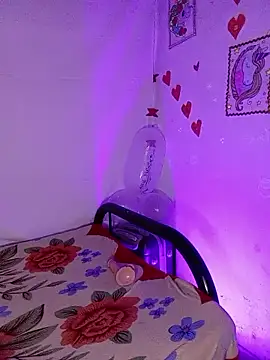 Snapshot of Kataleyaa_Volkova chatting on 04.14.26 Kataleyaa Volkova online show from 04.14.26