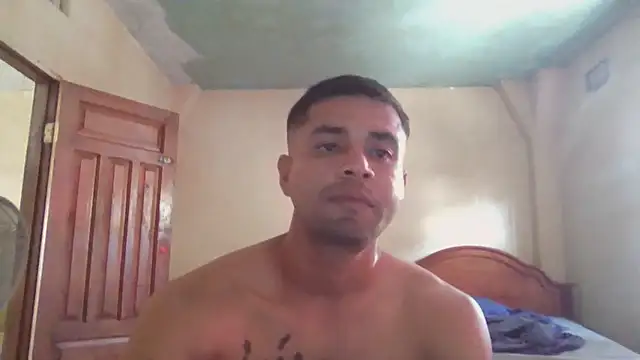 User 02  online show from 07.07.26