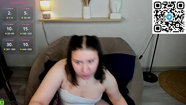 Maya Raay online show from 05.24.26