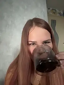 Snapshot of MaryMathews chatting on 03.26.26 MaryMathews online show from 03.26.26