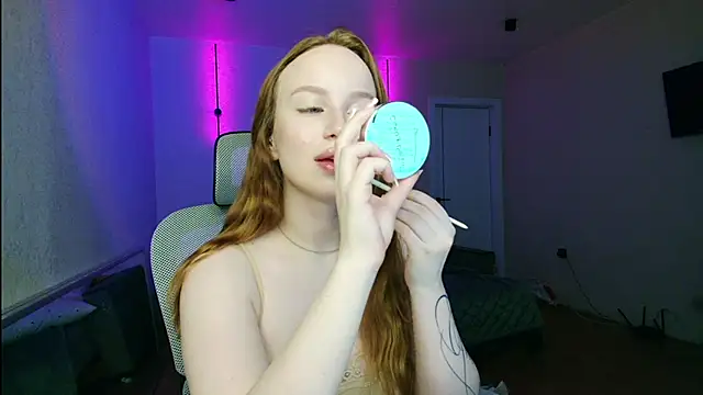 BunnyShinex online show from 06.10.26