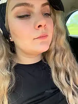 Blonde Cougar online show from 06.04.26