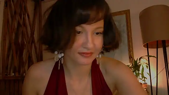 Snapshot of wanderwhitch chatting on 05.23.26 wanderwhitch online show from 05.23.26
