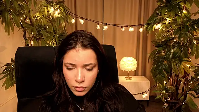 Snapshot of AnnaWillyams chatting on 03.27.26 AnnaWillyams online show from 03.27.26