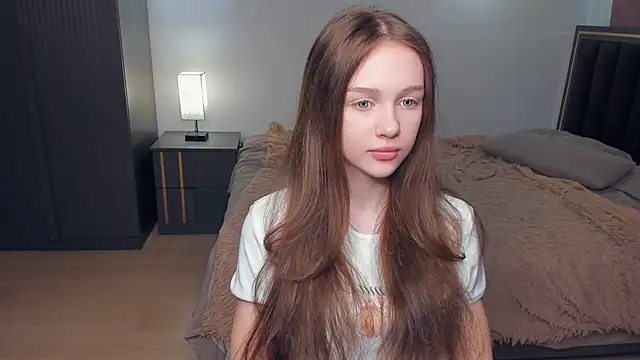 Snapshot of SharriSang chatting on 04.03.26 SharriSang online show from 04.03.26