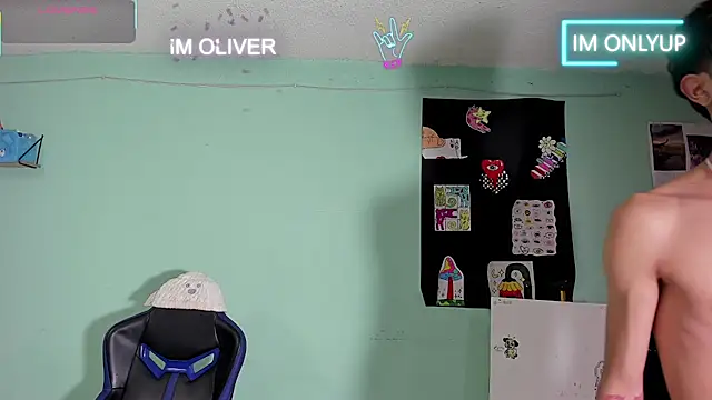 TYLERhHOT2005 online show from 04.23.26