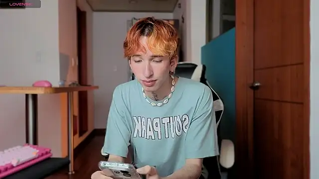 Snapshot of Nathan_twink chatting on 03.27.26 Nathan twink online show from 03.27.26