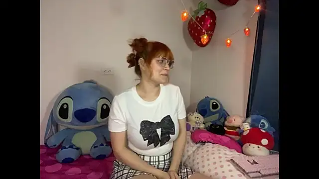 Snapshot of Nerdycopper chatting on 04.04.26 Nerdycopper online show from 04.04.26