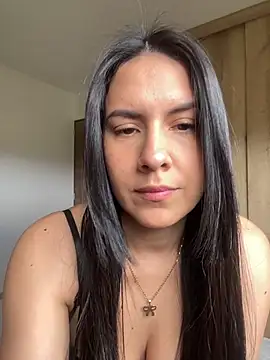 Annarhode online show from 06.30.26