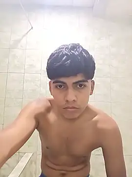 Snapshot of TheGrefgV chatting on 04.08.26 TheGrefgV online show from 04.08.26