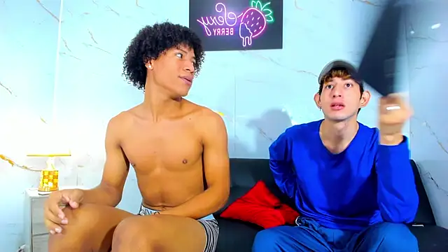 Snapshot of Room_hot_1 chatting on 03.26.26 Room hot 1 online show from 03.26.26