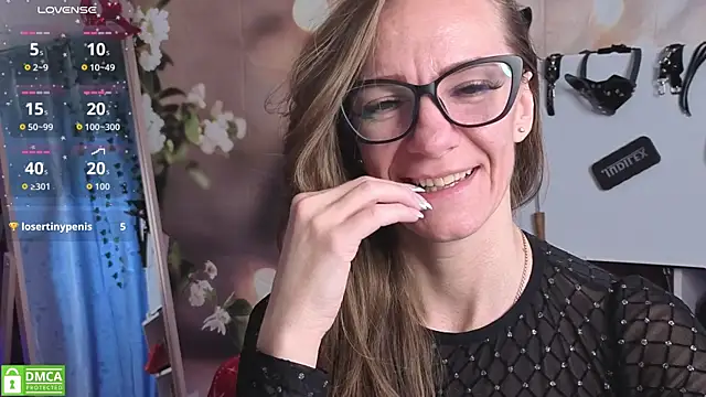jesica mooonn online show from 04.30.26