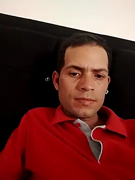 Snapshot of johancastw chatting on 03.26.26 johancastw online show from 03.26.26